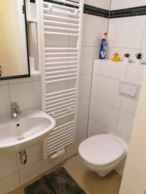 Feine Wohnung Direkt Am Yppen- Und Brunnenmarkt Vienna Luaran gambar